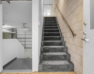 717 N Highland Avenue - Photo Thumbnail 3