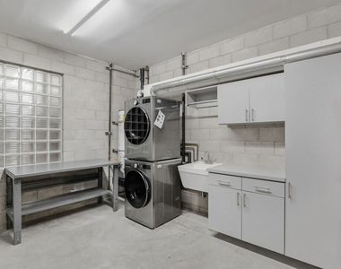 717 N Highland Avenue - Photo Thumbnail 24