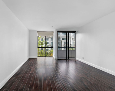 10660 Wilshire Boulevard - Photo Thumbnail 16