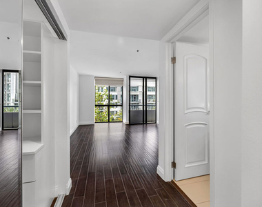 10660 Wilshire Boulevard - Photo Thumbnail 17