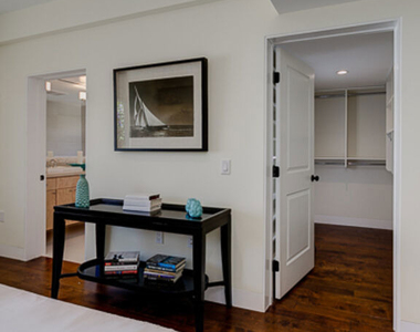 831 S Curson Avenue - Photo Thumbnail 14