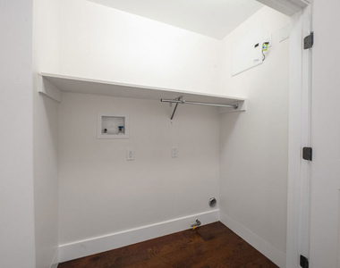 831 S Curson Avenue - Photo Thumbnail 10