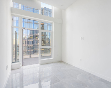 1201 S Hope Street - Photo Thumbnail 23