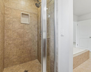 17265 Avenida De La Herradura - Photo Thumbnail 24