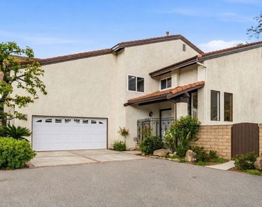 17265 Avenida De La Herradura - Photo Thumbnail 2