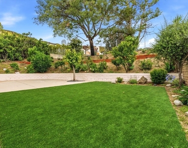 17265 Avenida De La Herradura - Photo Thumbnail 36