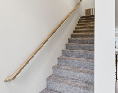 1605 N Arla Way - Photo Thumbnail 9