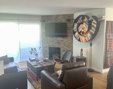 1021 N Crescent Heights Boulevard - Photo Thumbnail 1