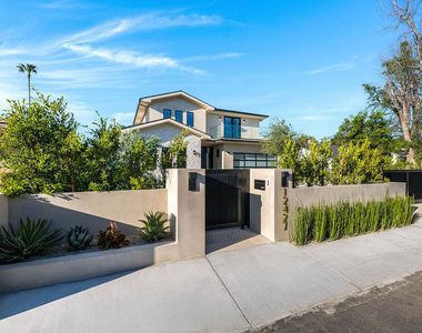 12427 Cumpston Street - Photo Thumbnail 55