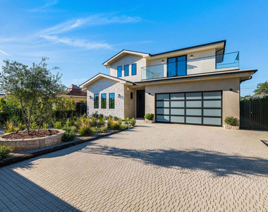 12427 Cumpston Street - Photo Thumbnail 56