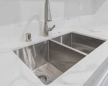 5837 N Cartwright Avenue - Photo Thumbnail 15