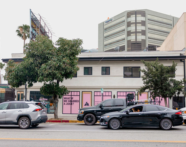 4521 Hollywood Boulevard - Photo Thumbnail 13