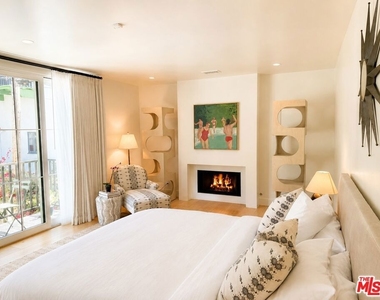 254 Mabery Road - Photo Thumbnail 4