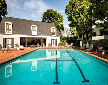 651 Wilcox Avenue - Photo Thumbnail 21