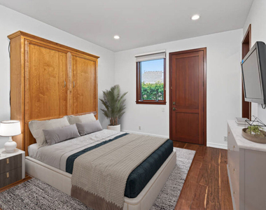 1120 El Medio Avenue - Photo Thumbnail 14