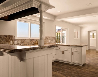 2158 Stradella Road - Photo Thumbnail 11