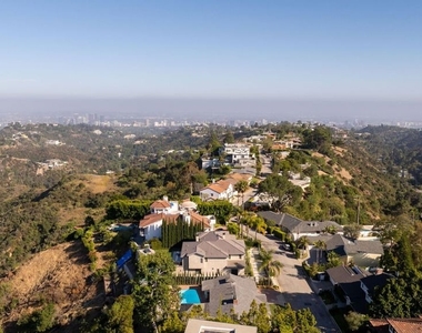 2158 Stradella Road - Photo Thumbnail 26