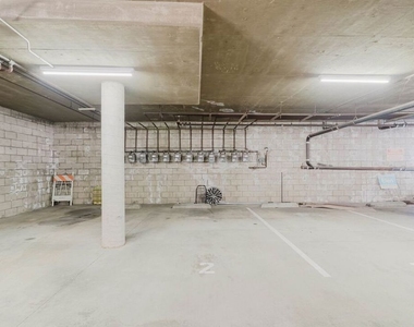 345 N Jackson Street - Photo Thumbnail 27
