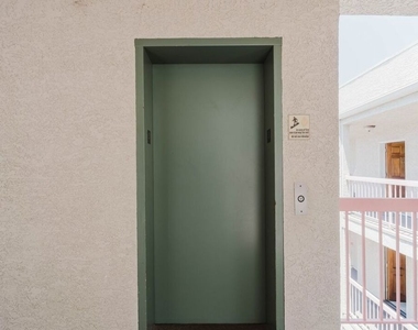 345 N Jackson Street - Photo Thumbnail 3