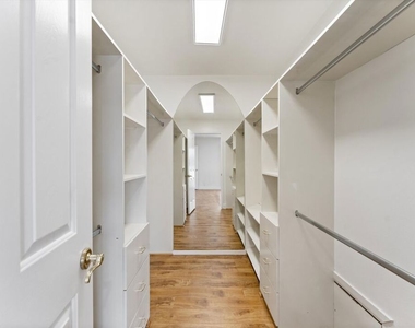 1338 Yale Street - Photo Thumbnail 28