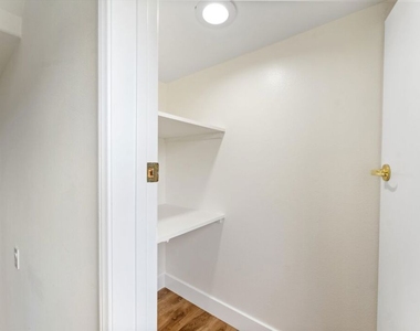 1338 Yale Street - Photo Thumbnail 20