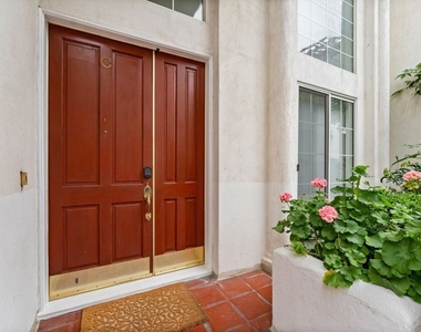1338 Yale Street - Photo Thumbnail 5