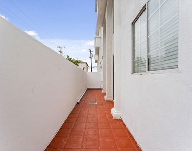 1338 Yale Street - Photo Thumbnail 38