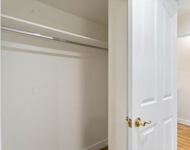 1338 Yale Street - Photo Thumbnail 32