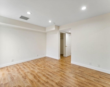 1338 Yale Street - Photo Thumbnail 31