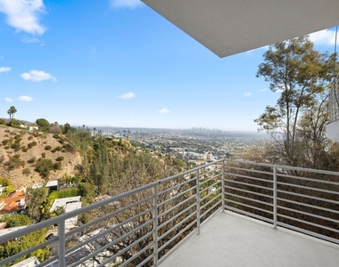 8546 Hillside Avenue - Photo Thumbnail 7