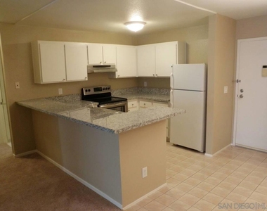 6255 Ranch Mission Road - Photo Thumbnail 2