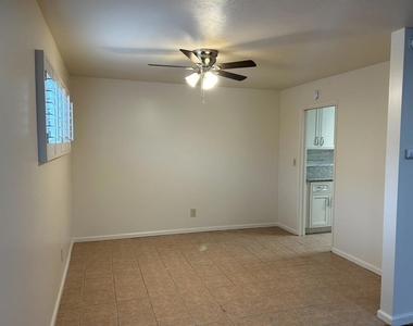 3568 Ottawa Ave. - Photo Thumbnail 5