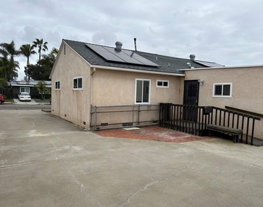 3568 Ottawa Ave. - Photo Thumbnail 18