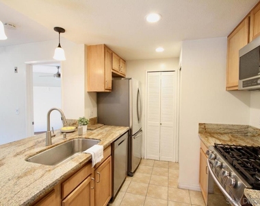 3021 Golden Oak Way - Photo Thumbnail 2