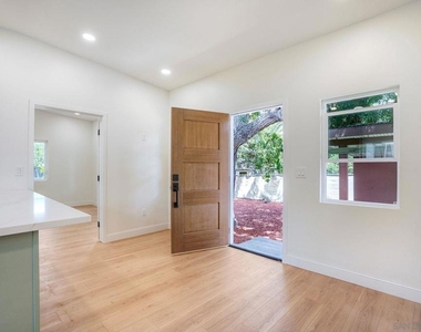 6942 Eberhart St - Photo Thumbnail 13