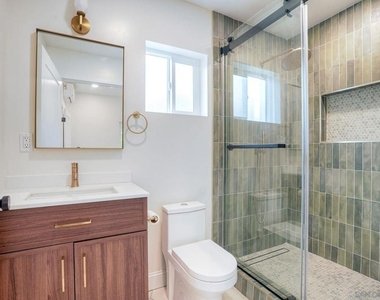6942 Eberhart St - Photo Thumbnail 2