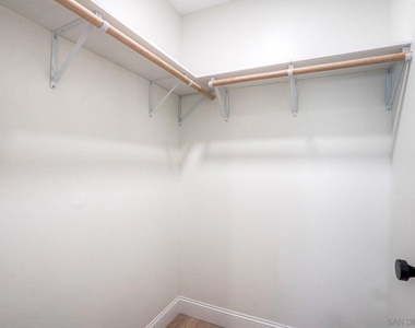 6942 Eberhart St - Photo Thumbnail 16