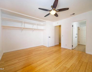 514 Via Colinas - Photo Thumbnail 9