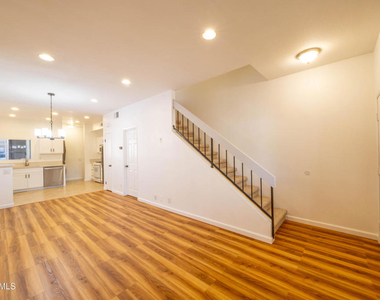 514 Via Colinas - Photo Thumbnail 5