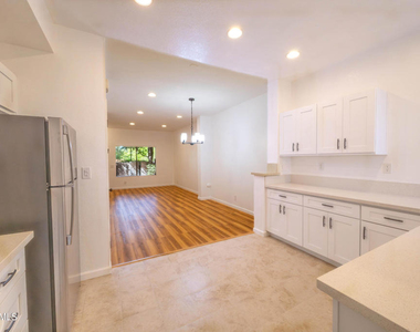 514 Via Colinas - Photo Thumbnail 2