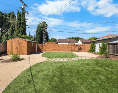 7039 Sylvia Avenue - Photo Thumbnail 29
