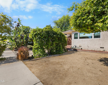 7039 Sylvia Avenue - Photo Thumbnail 36