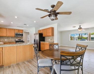77054 California Drive - Photo Thumbnail 5