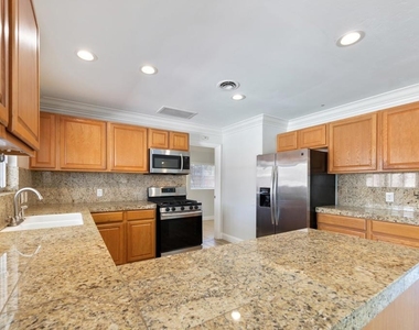 77054 California Drive - Photo Thumbnail 8