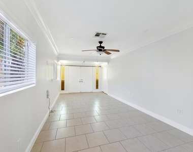77054 California Drive - Photo Thumbnail 18