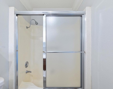 77054 California Drive - Photo Thumbnail 17