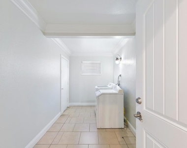 77054 California Drive - Photo Thumbnail 20
