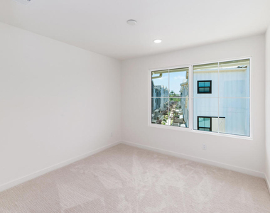 4618 Catmint Lane - Photo Thumbnail 17