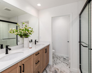 4618 Catmint Lane - Photo Thumbnail 22
