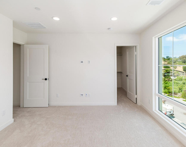 4618 Catmint Lane - Photo Thumbnail 12